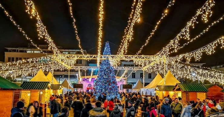 The holidays are coming in the rhythm of the Podgorica market