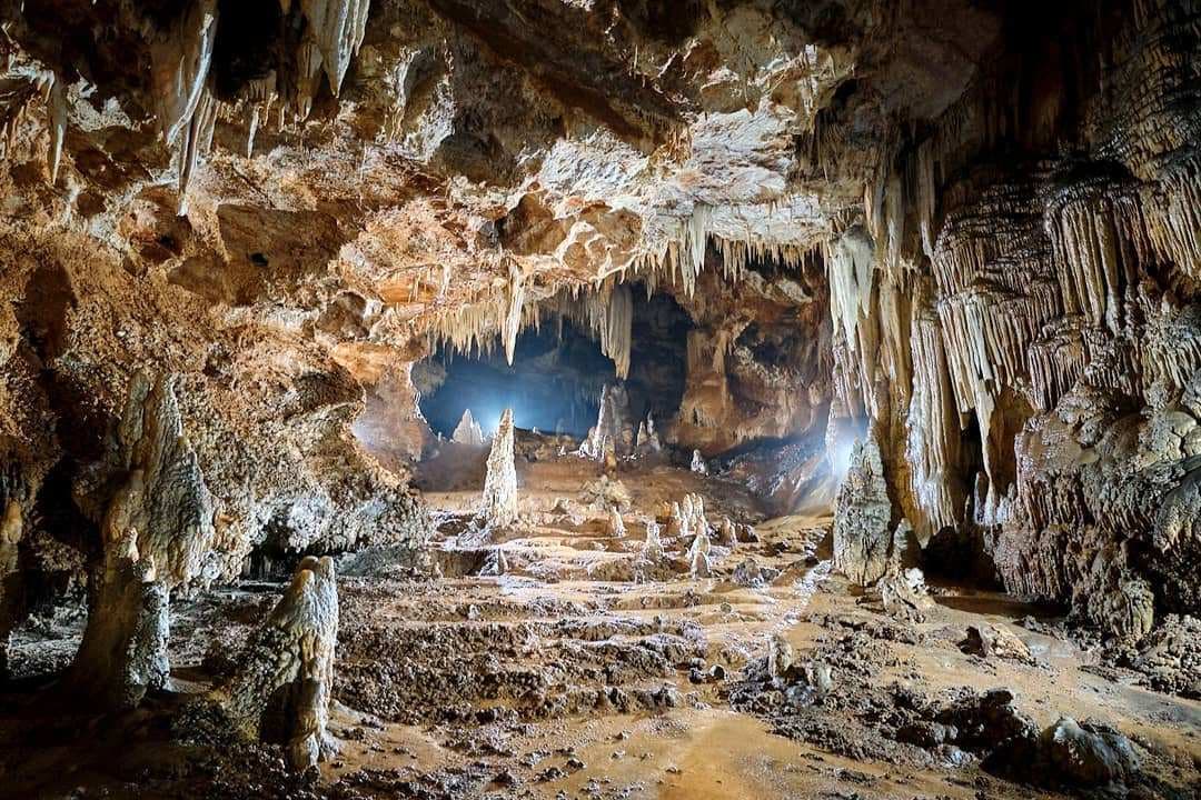 THE LIPA CAVE - A HIDDEN BEAUTY OF NATURE